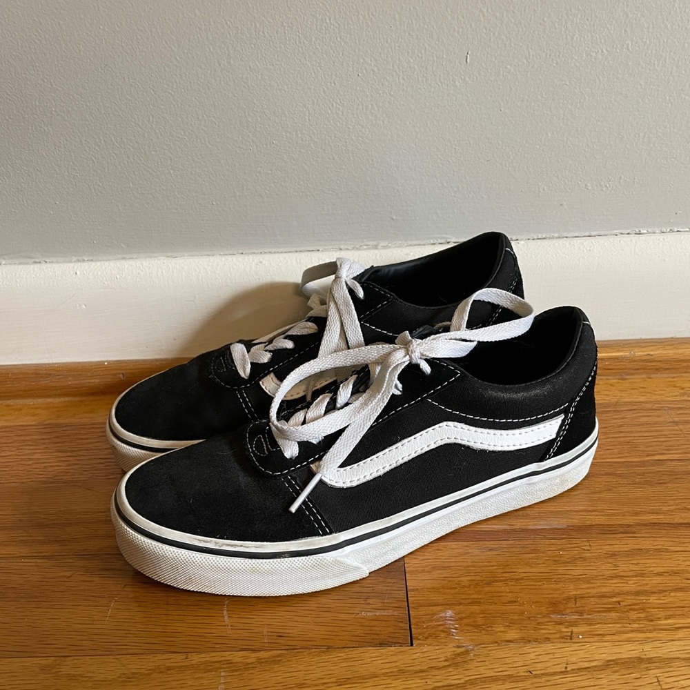 Vans Ward Low kids size 4